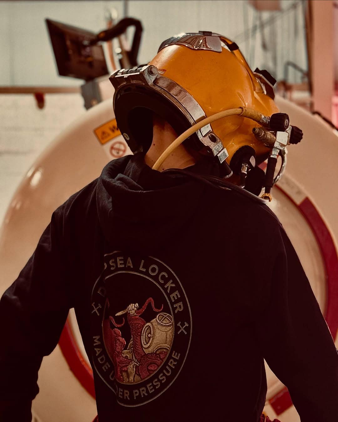 DEEPSEA Diver Zip hoodie – DeepSea Locker