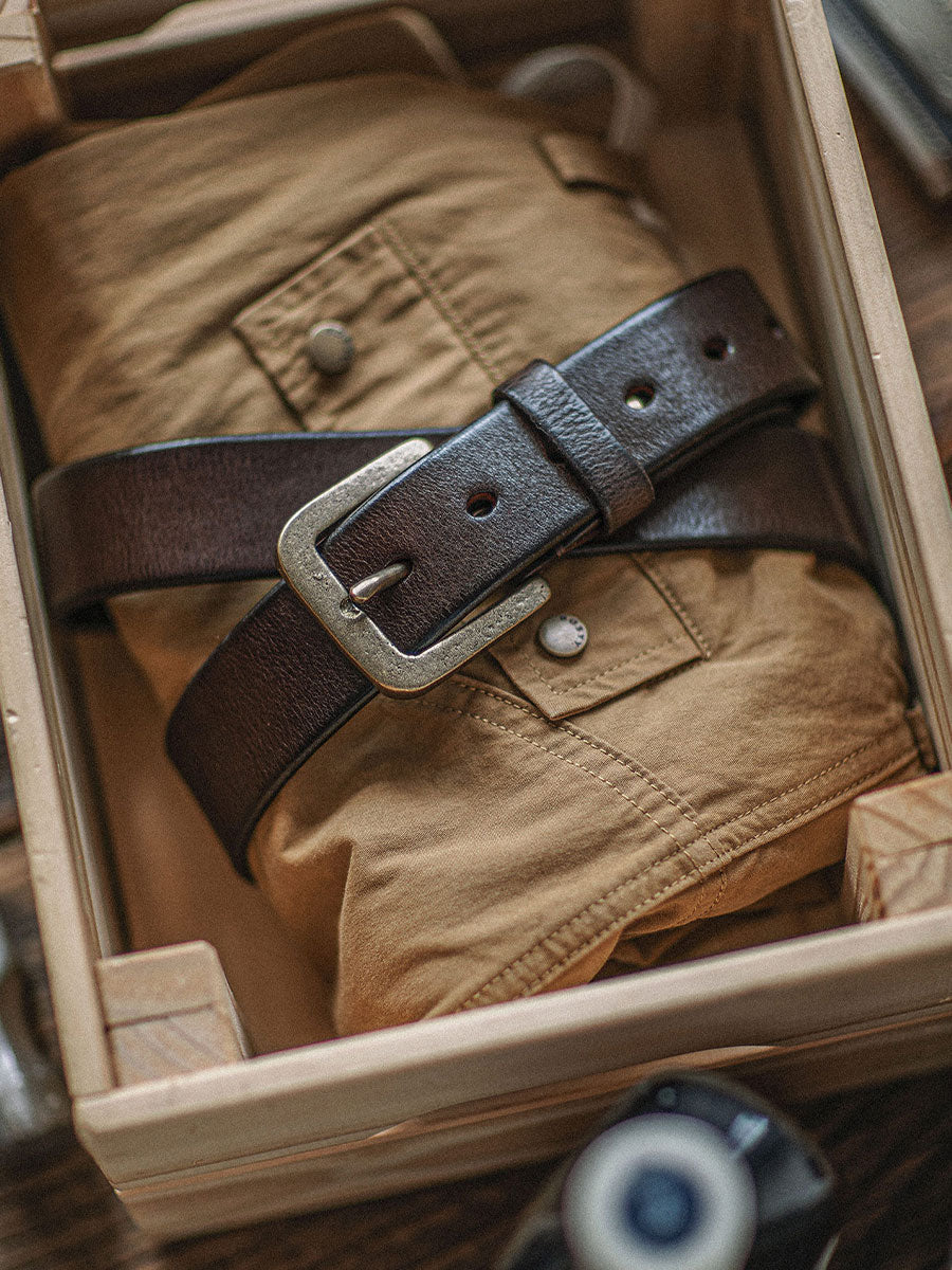 DISTRESSED LEATHER BELT