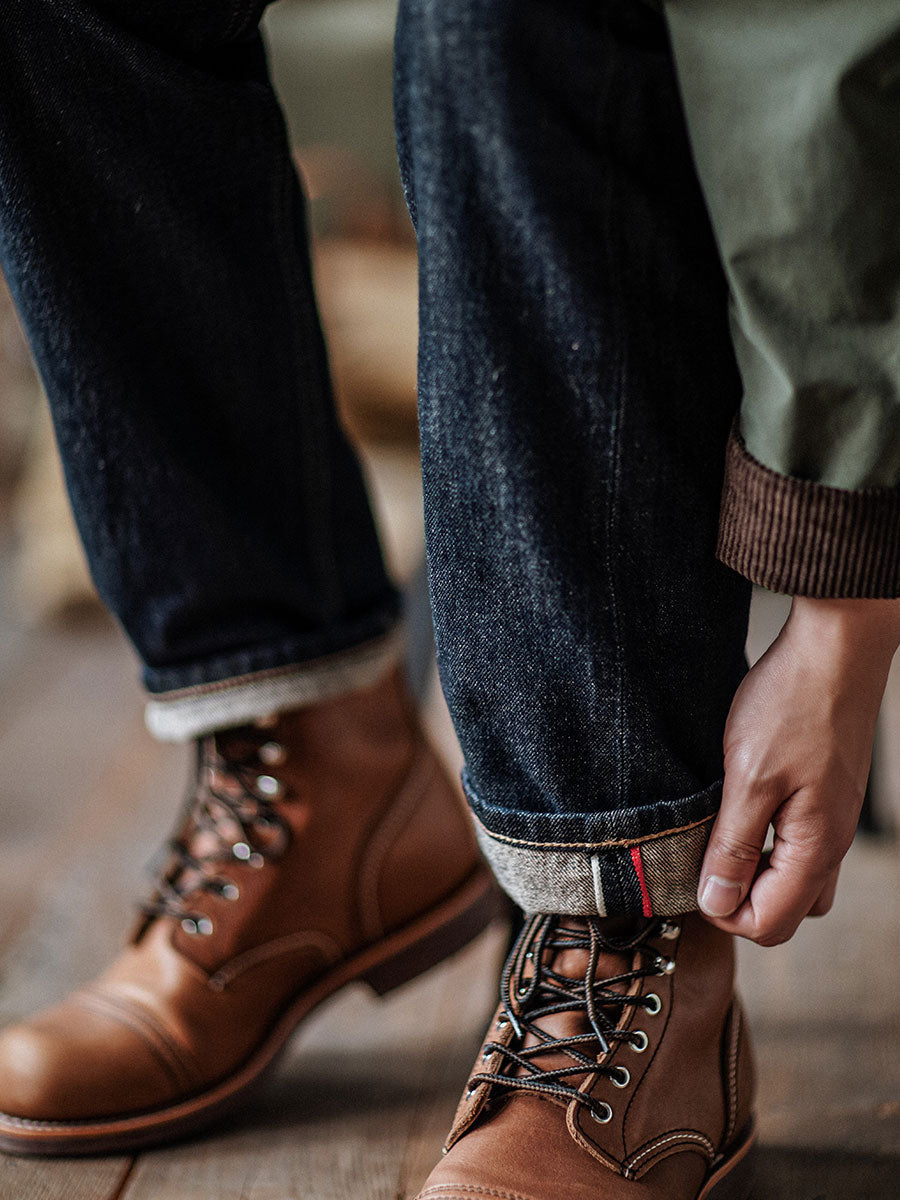 Selvedge Raw Denim Relaxed Tapered Jeans